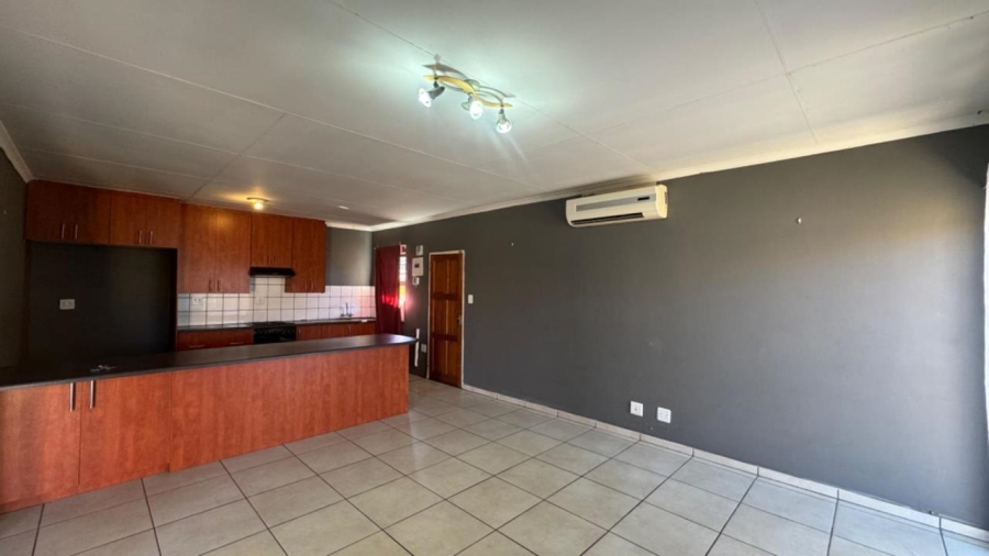 2 Bedroom Property for Sale in Riviera Northern Cape